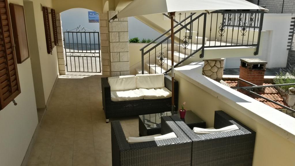 Apartments Huljic Hvar Town Exterior foto